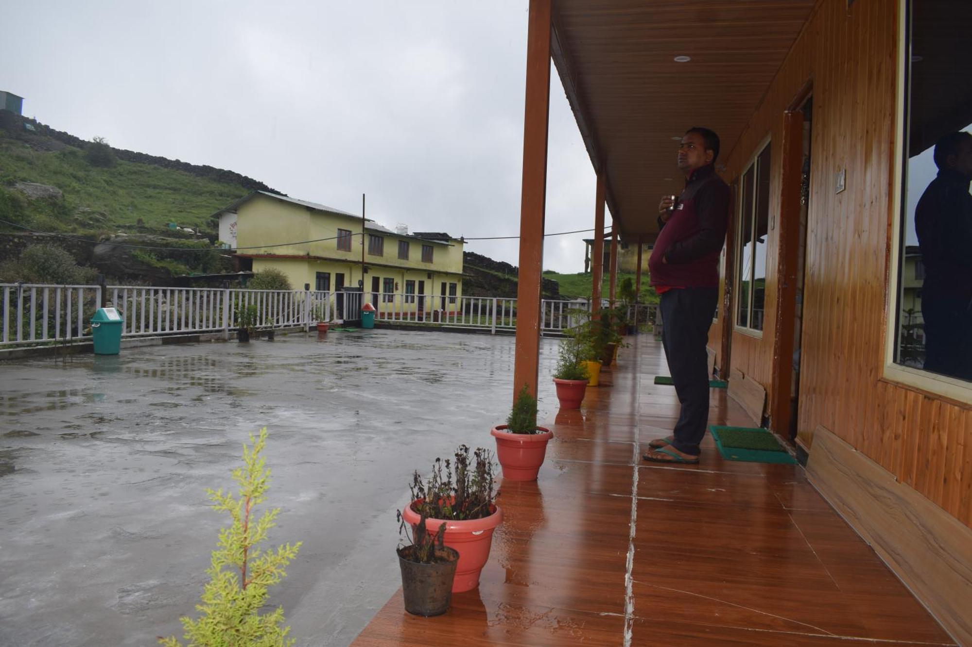 Himrab Chopta Resort Екстериор снимка