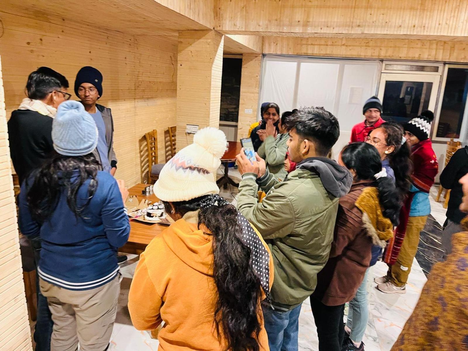 Himrab Chopta Resort Екстериор снимка